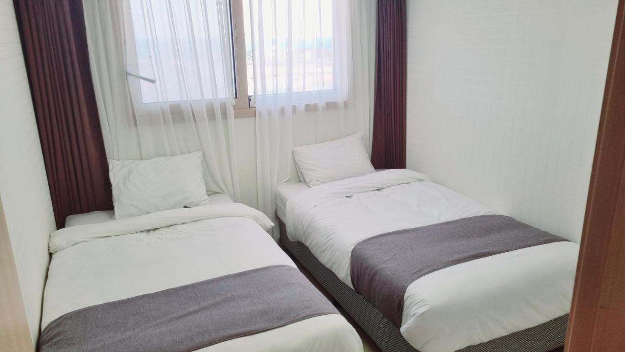Hi Jeju Hotel Esterno foto